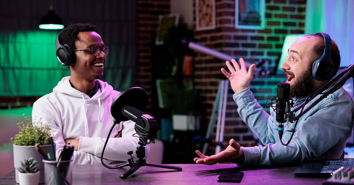 Two people on a podcast discussing their final thoughts on podcast managers
